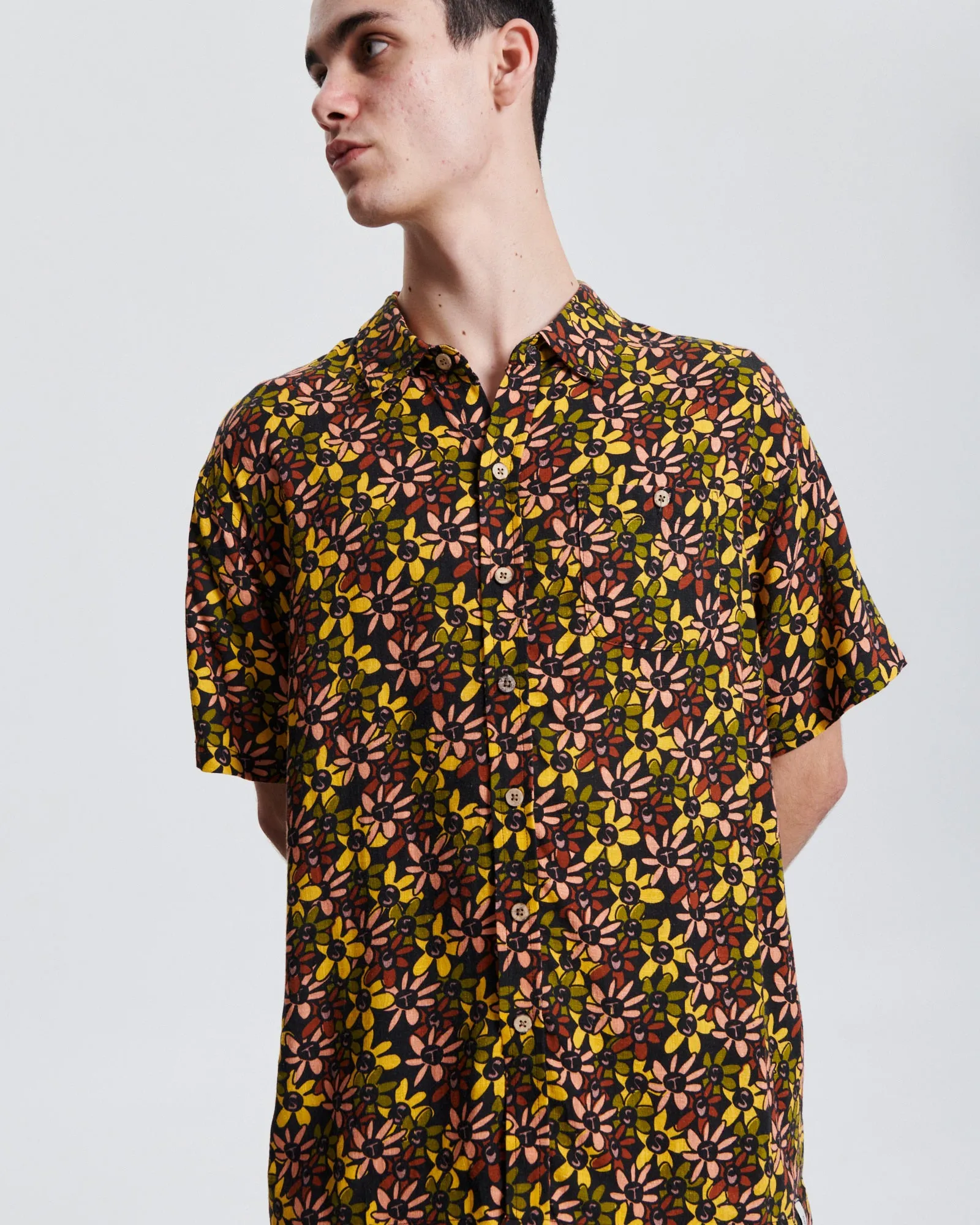 Crazed S/S Shirt - Black
