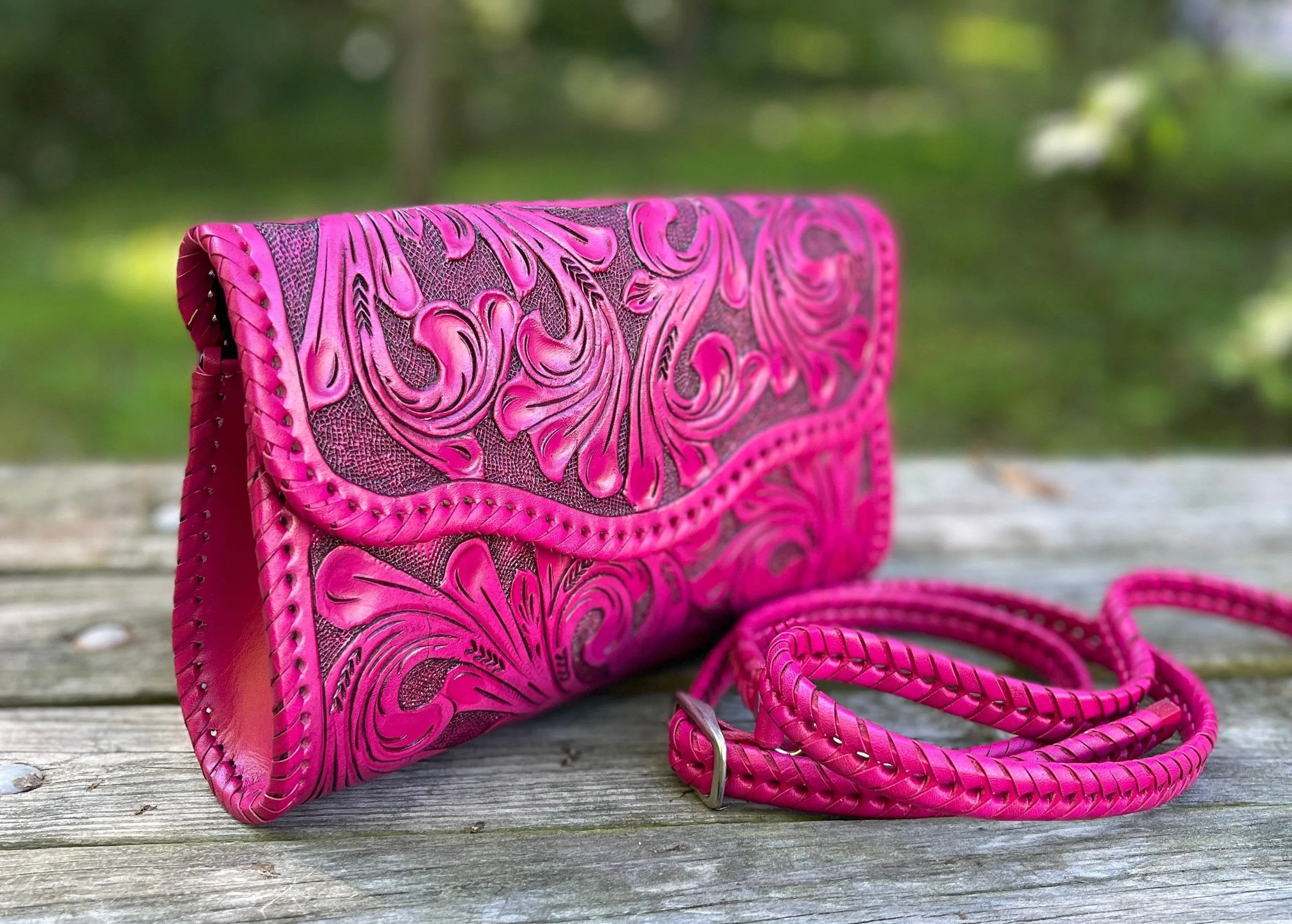 Hand-Tooled Leather Small Crossbody & Clutch "ONDULADA" more colors