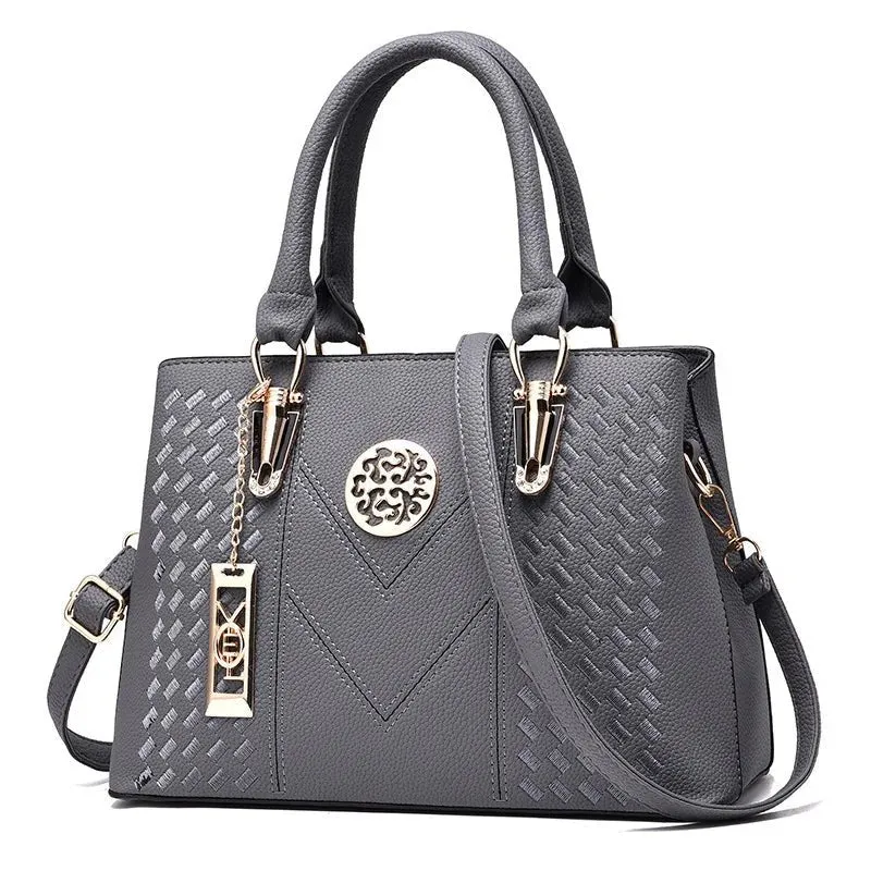 Luxury Leather Handbag for Women Designer Brand Shoulder Bag with Eye-Catching Short Length Fashion Purse Gift